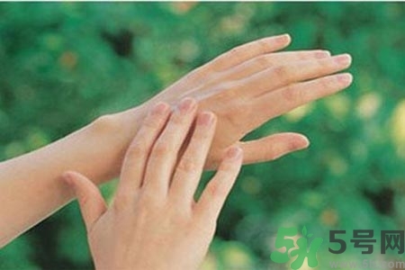 手指關(guān)節(jié)疼痛怎么辦？如何預(yù)防手指關(guān)節(jié)疼痛？