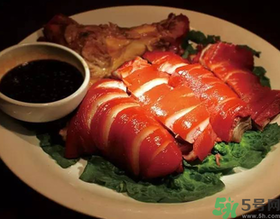膽結(jié)石可以吃月餅嗎？膽結(jié)石患者吃月餅的危害