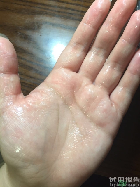 春雨和水光面膜哪個(gè)好？春雨面膜和水光面膜哪個(gè)好？