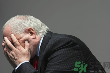 男性更年期的癥狀有哪些？如何知道是否屬于男性更年期？