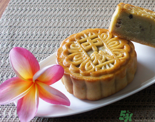 高血脂可以吃月餅嗎？高血脂吃什么食物好？