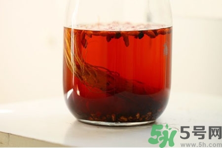 藥酒的好處有哪些？長期喝藥酒的好處有什么？