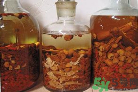 藥酒的好處有哪些？長期喝藥酒的好處有什么？