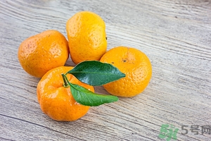 吃橘子容易上火嗎？吃橘子能清火嗎？