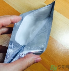 桃淑屋水光面膜和jayjun水光面膜哪個(gè)好？