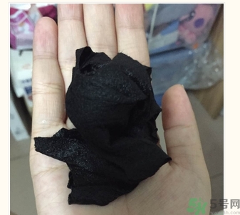 膜法世家黑面膜怎么樣？膜法世家水光黑面膜好用嗎？