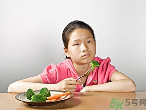 寶寶挑食不愛吃飯怎么辦？寶寶挑食怎么辦？