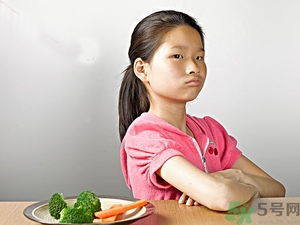 寶寶挑食不愛吃飯怎么辦？寶寶挑食怎么辦？