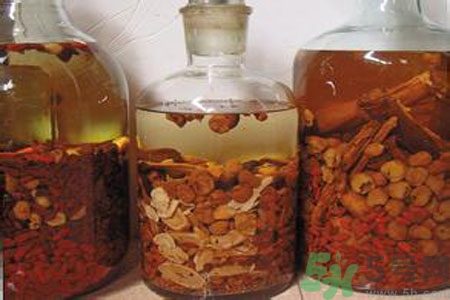 藥酒需要泡多長(zhǎng)時(shí)間？泡藥酒的方法有哪些？