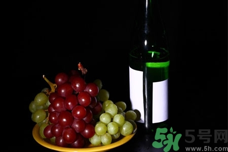 紅酒開瓶器怎么用？沒有開瓶器怎么開紅酒？
