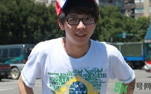 15歲男孩的標(biāo)準(zhǔn)身高應(yīng)該多高？15歲男孩的標(biāo)準(zhǔn)身高體重