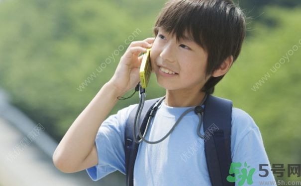 15歲男孩的標(biāo)準(zhǔn)身高應(yīng)該多高？15歲男孩的標(biāo)準(zhǔn)身高體重