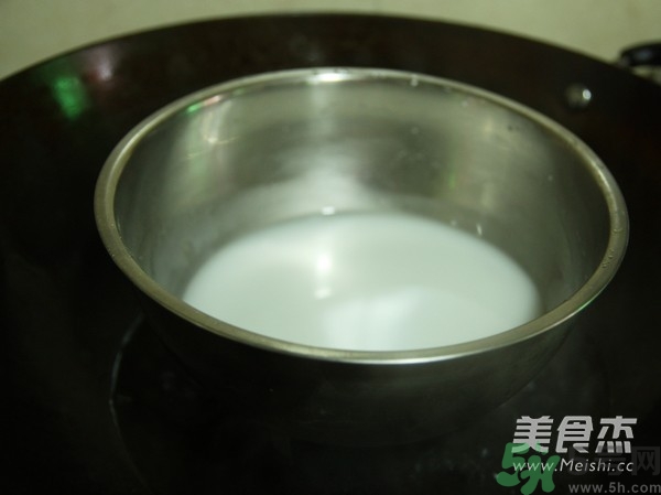 水晶月餅用的什么粉？水晶月餅的做法及配方