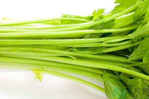 芹菜汁能去斑嗎？芹菜汁可以做面膜嗎？