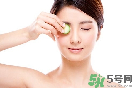 貼黃瓜片后要洗臉嗎？敷黃瓜片后需要洗臉嗎？