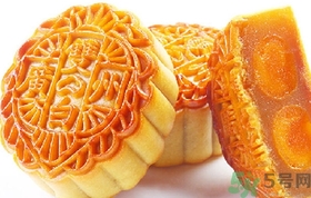 蓮蓉月餅的餡料是什么？蓮蓉月餅的餡料怎么做？