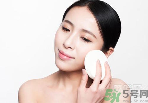 痘痘肌用什么護(hù)膚品好？痘痘肌護(hù)膚品推薦