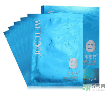 秋季用什么面膜好？秋季補(bǔ)水面膜推薦