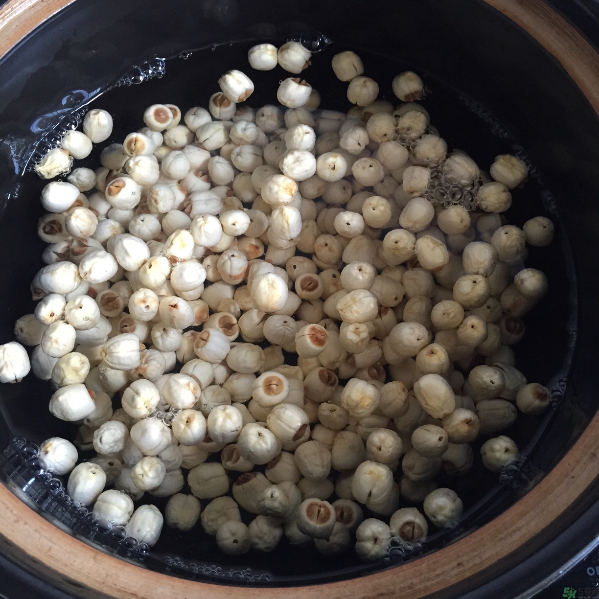 蓮蓉月餅的餡料是什么？蓮蓉月餅的餡料怎么做？