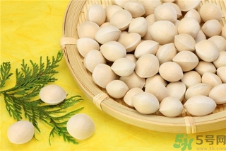 白果什么時候成熟？沒熟的白果能不能吃？