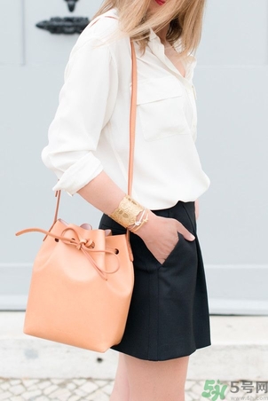 Mansur Gavriel水桶包價(jià)格多少錢？Mansur Gavriel水桶包尺寸大小