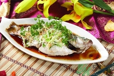 如何挑選新鮮魚(yú)？怎樣吃到不被污染的魚(yú)？