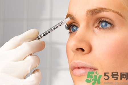 玻尿酸隆鼻的危害有哪些？玻尿酸隆鼻的副作用是什么？