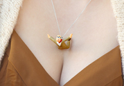 如何利用胸罩塑造迷人乳溝？長期擠乳溝的四大危害