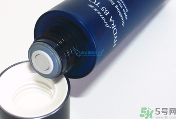 ahc水乳孕婦可以用嗎？ahc b5玻尿酸水乳適合孕婦嗎？