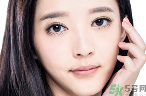 20歲的女生用什么護(hù)膚品比較好？20歲的女生適合用什么護(hù)膚品？