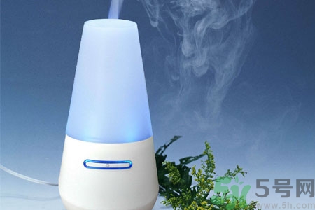 加濕器里可以加精油嗎？加濕器里可以加醋嗎？
