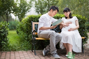 科學(xué)的胎教方法有哪些？怎么胎教培養(yǎng)聰明寶寶？