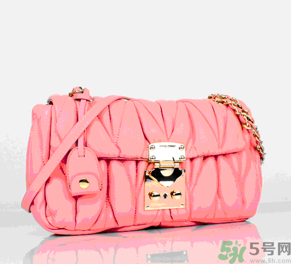 miumiu是哪個(gè)國(guó)家的牌子？miumiu是prada旗下的嗎？