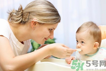 新生兒需要補鈣嗎？新生兒如何補鈣？