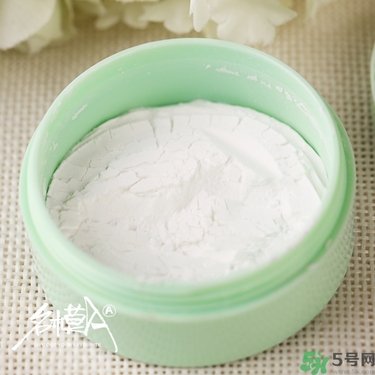 the saem得鮮散粉怎么用？得鮮薄荷散粉使用方法