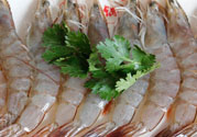 青蝦怎么清洗？買(mǎi)來(lái)的青蝦怎么清洗干凈？