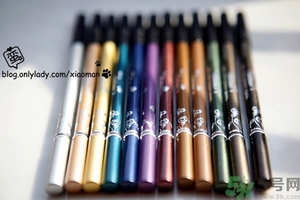 solone眼線筆怎么削？怎么推出來？