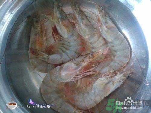 活蝦怎么處理干凈蝦線？活蝦怎么去蝦線？