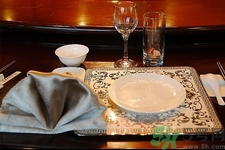 開水燙餐具能消毒嗎？高溫能消毒餐具嗎？