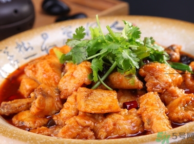帶魚和牛奶可以一起吃嗎？帶魚和牛奶可以同時吃嗎？