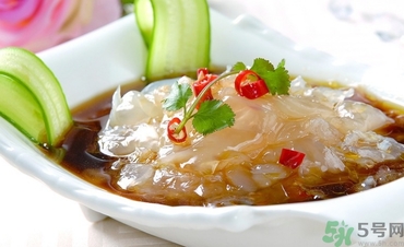 海蜇可以生吃嗎？海蜇可以炒著吃嗎？