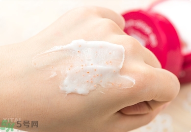 資生堂護手霜怎么樣？資生堂護手霜100g紅罐好用嗎？