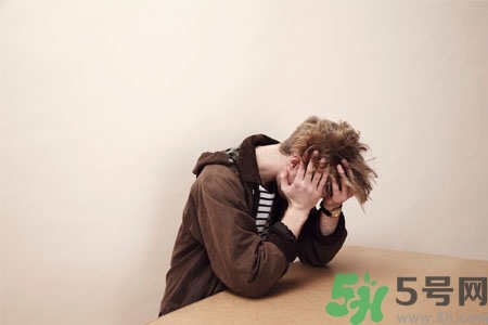 抑郁癥不能吃哪些食物？抑郁癥飲食要注意什么？