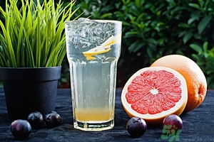 柚子可以泡水喝嗎？柚子泡水喝有什么好處？