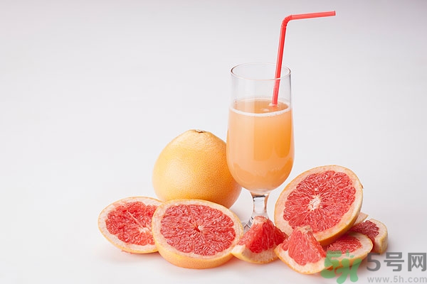 柚子能榨汁嗎？柚子和什么榨汁好喝？