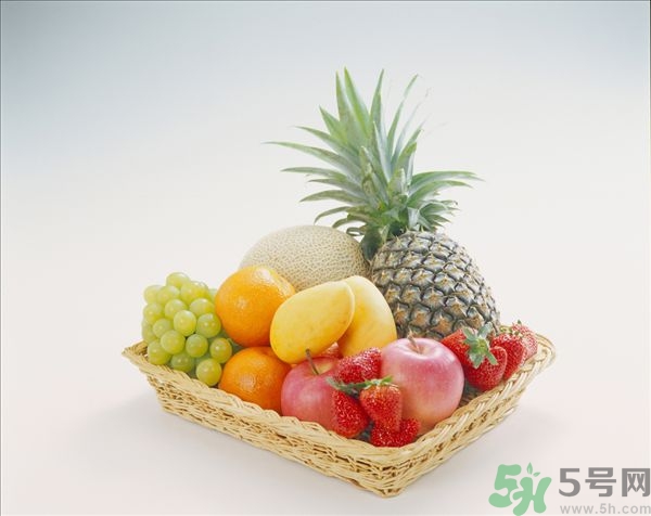 葡萄和蘋果可以一起吃嗎？葡萄和蘋果可以一起榨汁嗎？
