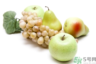 葡萄和蘋果可以一起吃嗎？葡萄和蘋果可以一起榨汁嗎？