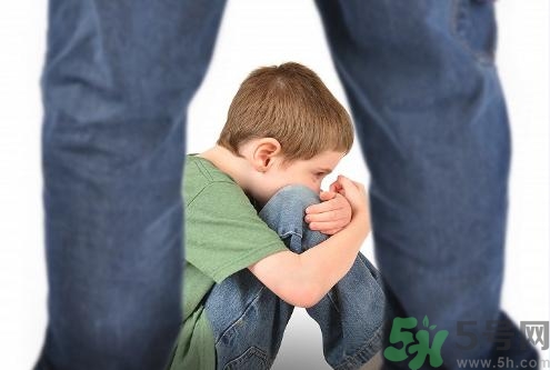 打罵孩子是犯罪行為嗎？打罵孩子對(duì)孩子的影響