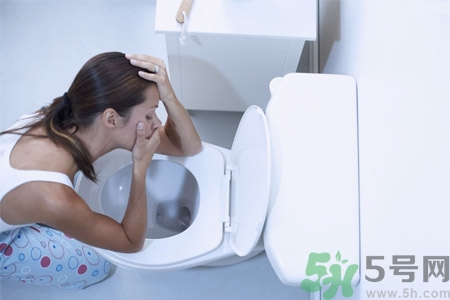 沒(méi)食欲想吐怎么回事？沒(méi)食欲想吐怎么辦？