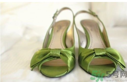 結(jié)婚可以穿綠色衣服嗎？結(jié)婚為什么穿綠鞋子？